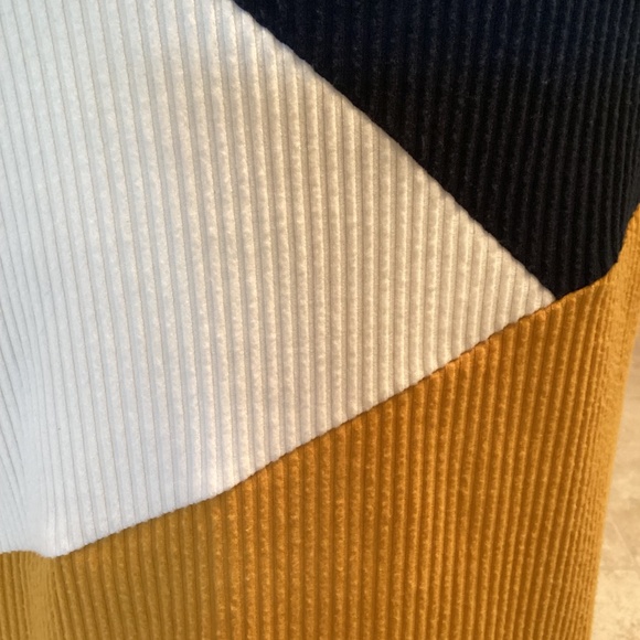 Anthropologie Hutch Lena Colorblocked Knit Midi Dress - Picture 3 of 11